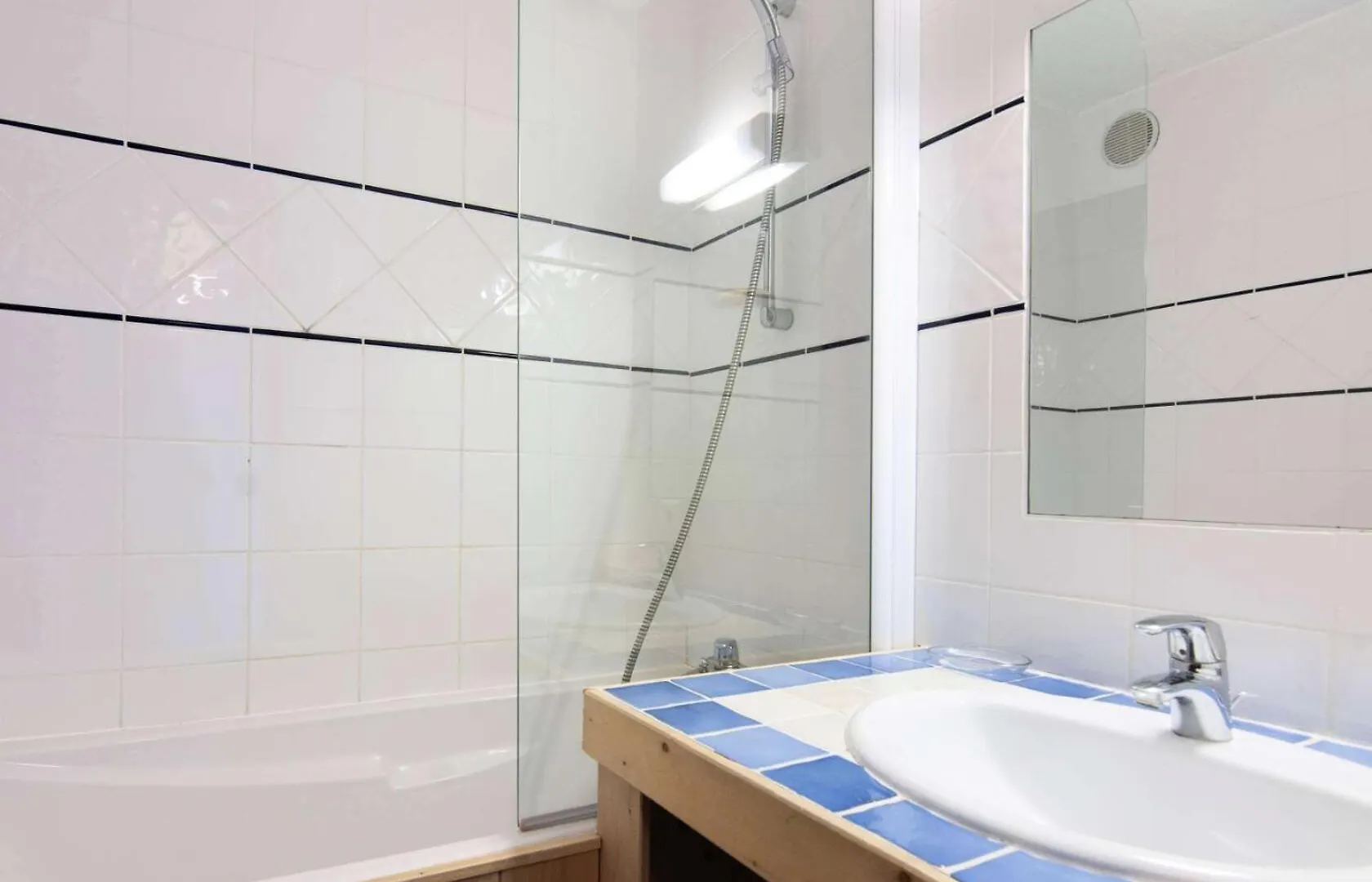 Residence Nantchu - Nantchu 09 Mae-9013 Les Allues Daire